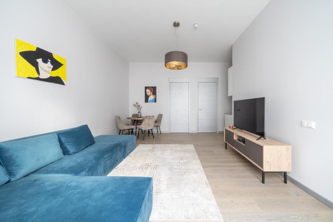 Apartment New Comfortable 2 Bedroom W/big Terrace *