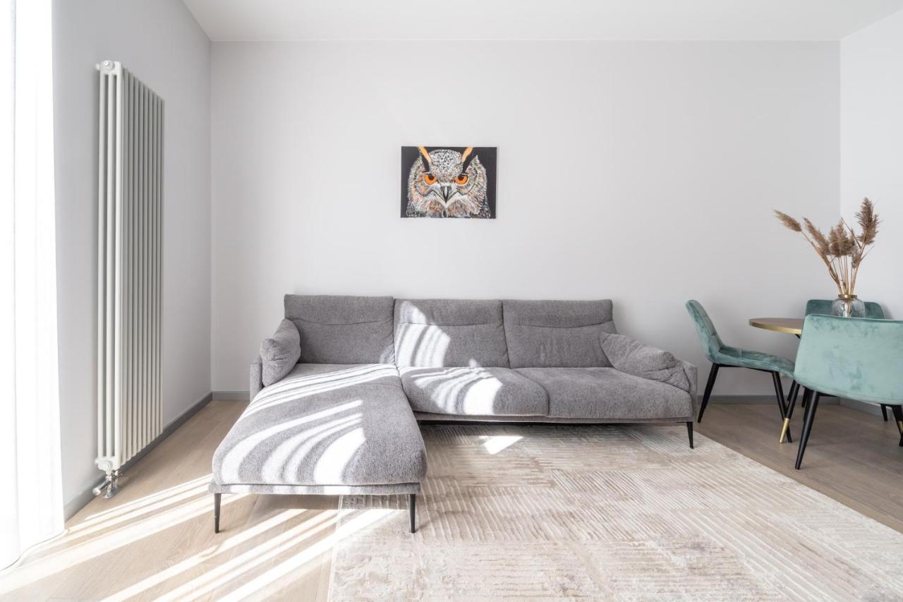 New Comfortable 2 Bedroom W/big Terrace